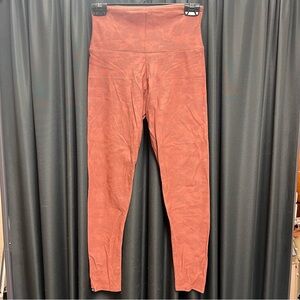 Onzie High-Waisted Rust Leggings B